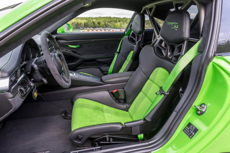 Illustration for article titled The 2019 Porsche GT3 RS Is The Exception To The Rules Of Physics